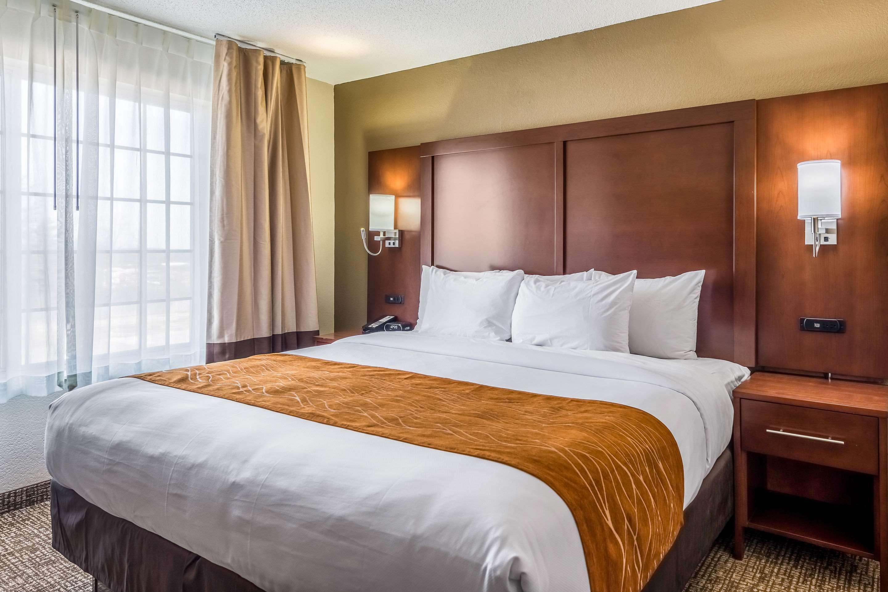 Hotel Comfort & North Dayton