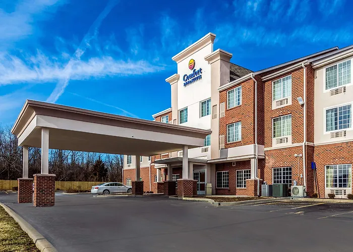 Comfort Inn & Suites Dayton North