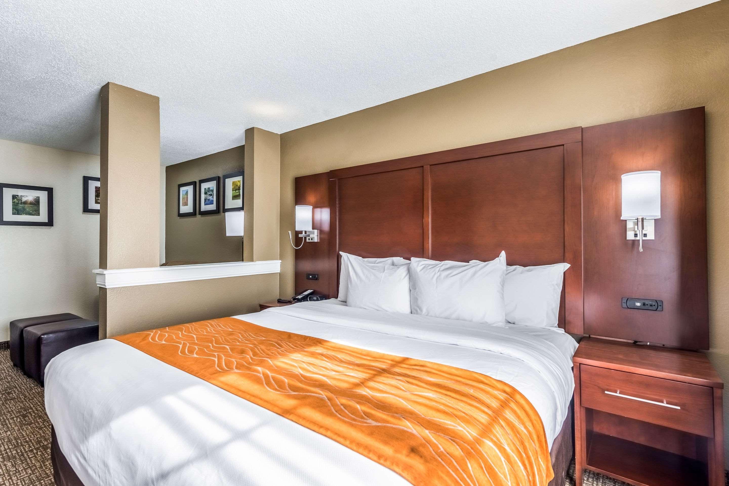 Hotel Comfort & North Dayton