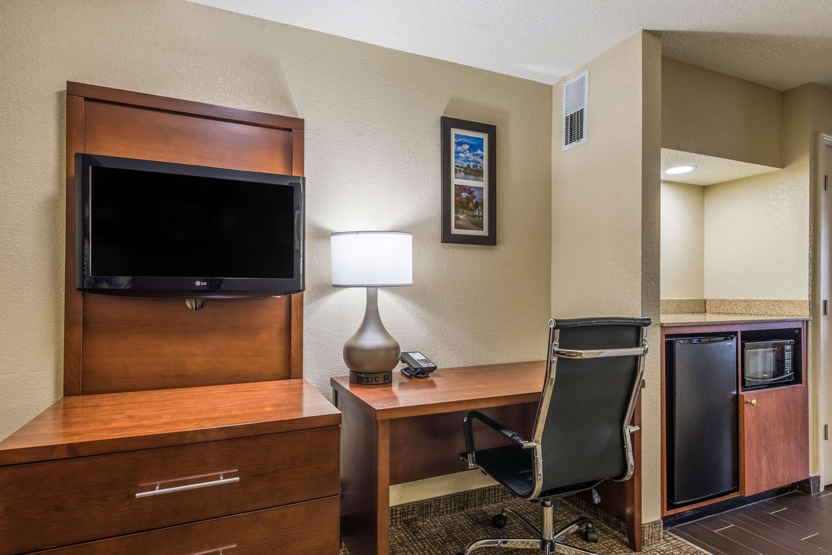 Comfort & North Hotel Dayton