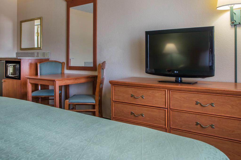 Hotel Comfort & North Dayton
